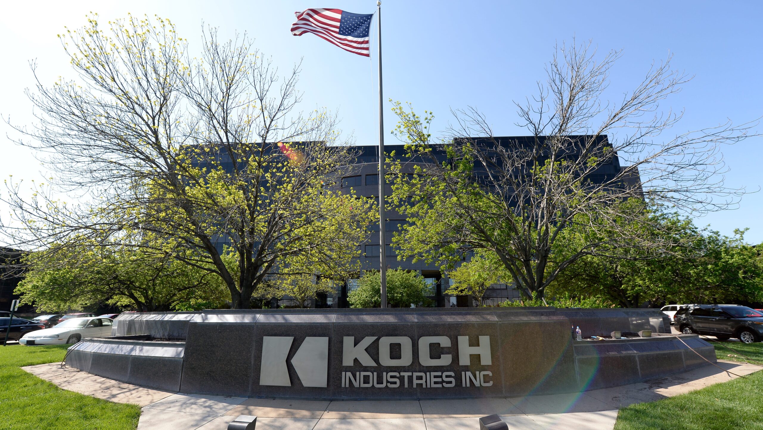 Koch Industries, Inc. Headquarter Address, Contact Number and Official Website